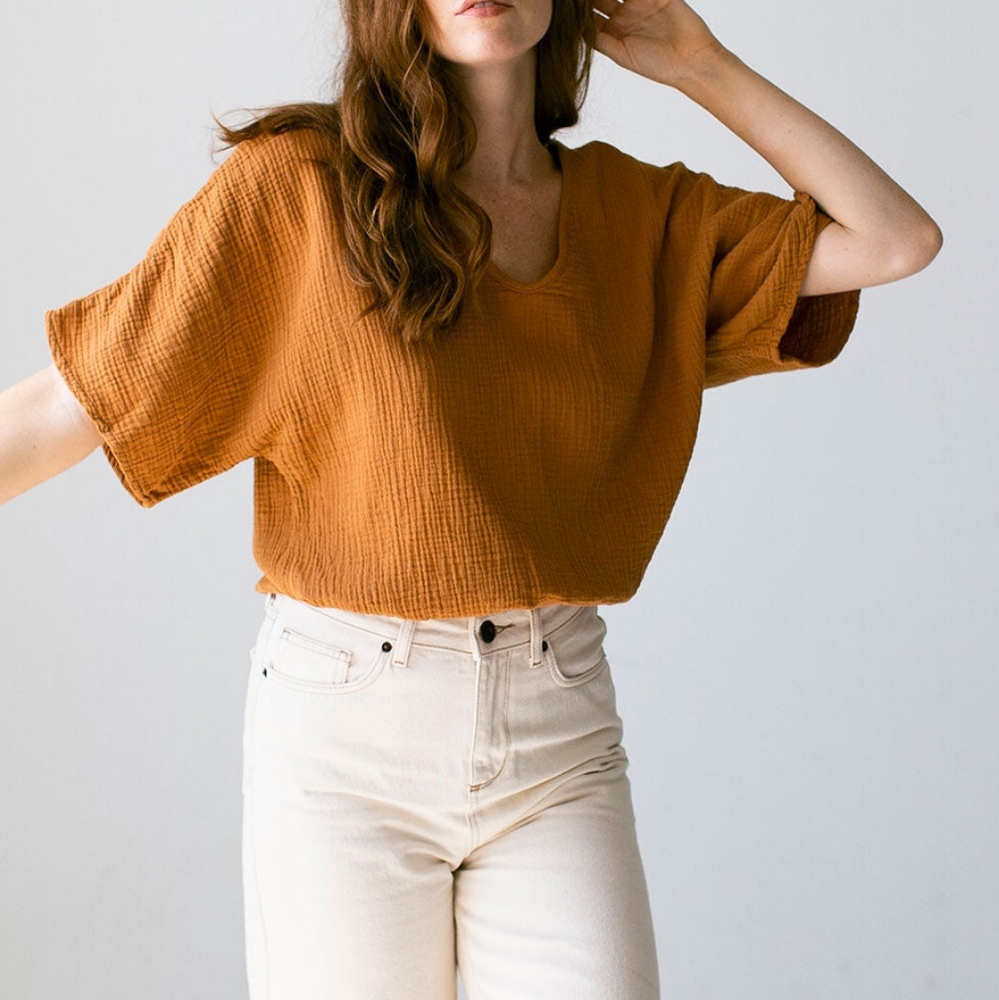 Suunday Short Sleeve Cream  Top